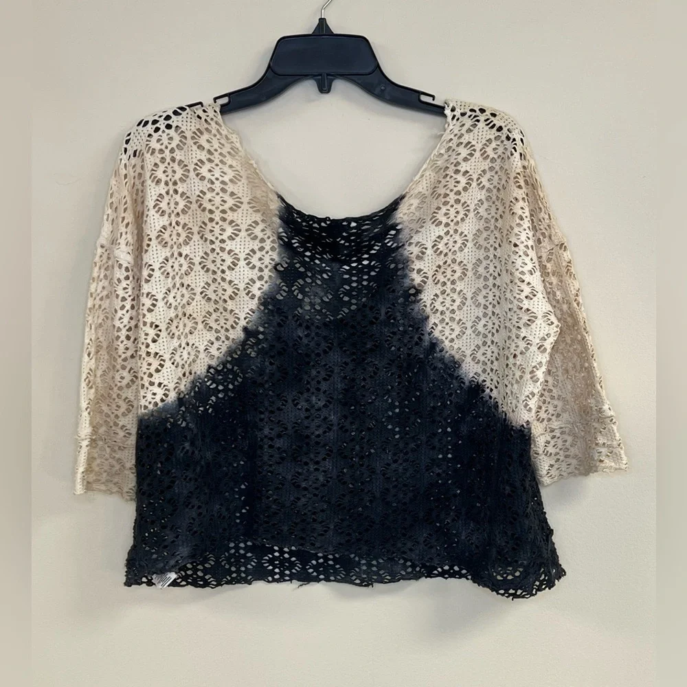 We The Free Women's Short XS Lace Laser Cut Open Knit Oversized Top